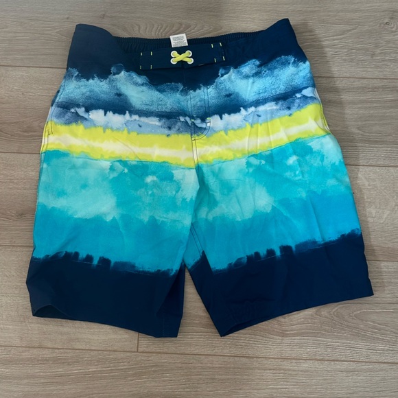 2x1 Boys swimsuits , pre owned with normal signs of use. - Picture 3 of 6